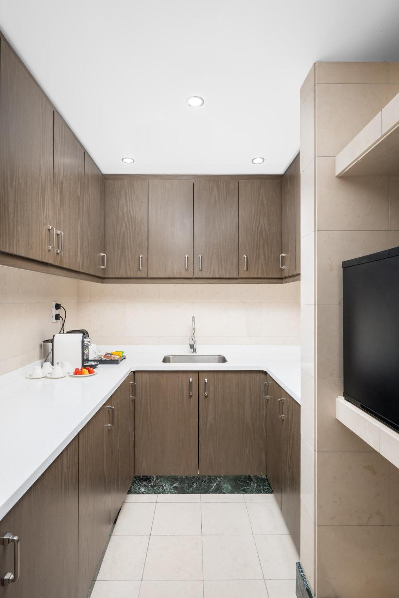 Отель Dar Aleiman Al Haram Медина Экстерьер фото A kitchen in a typical apartment