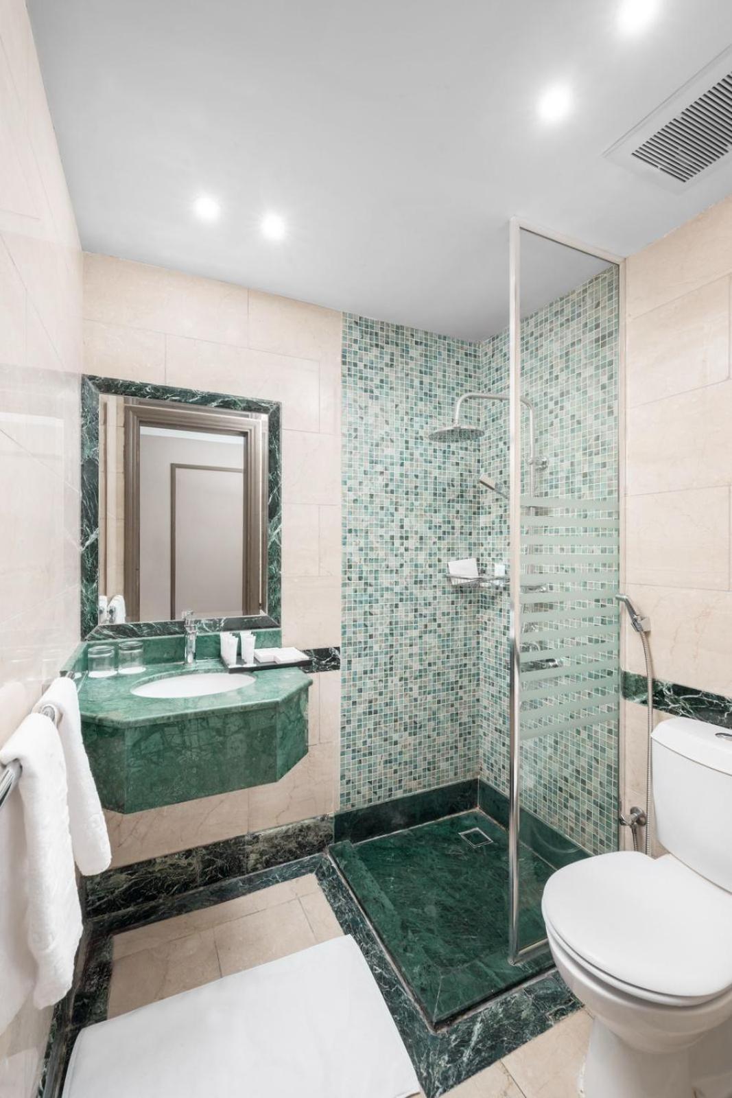 Отель Dar Aleiman Al Haram Медина Экстерьер фото A shower cubicle